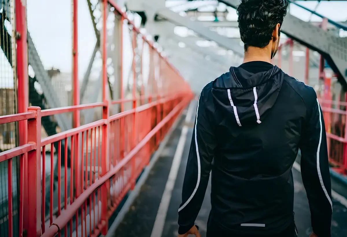 Jaqueta Corta Vento Masculina no Mundo da Moda e Esportes