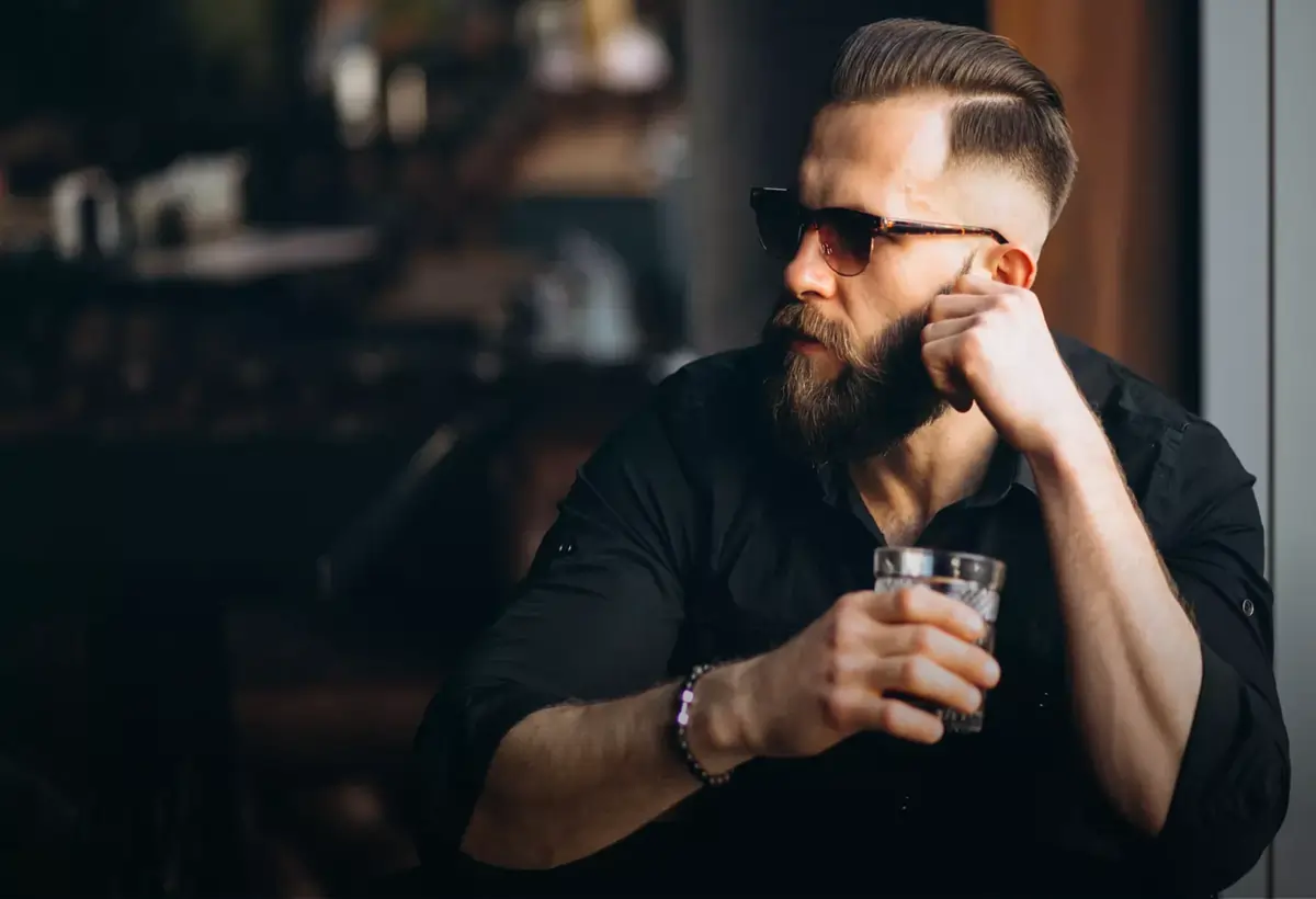 Barba Ancestral Ducktail: Estilo Clássico que Nunca Sai de Moda