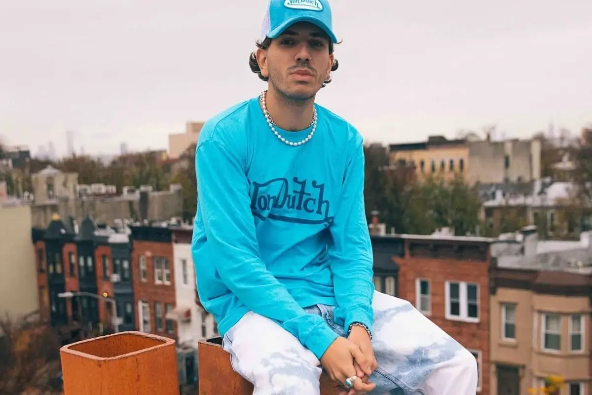 Estilo Y2K na Moda Masculina anos 2000