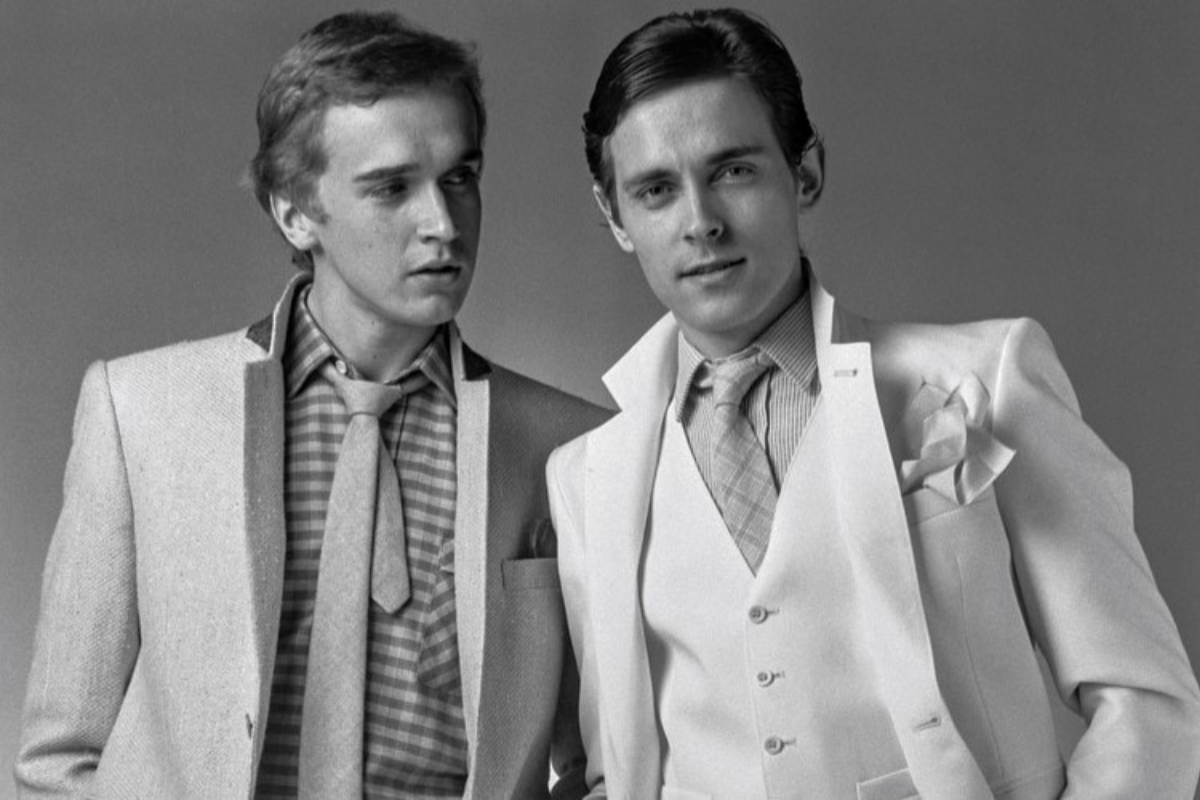 A Revolução do Blazer: O Visual Despojado dos Anos 70 que Voltou com Tudo