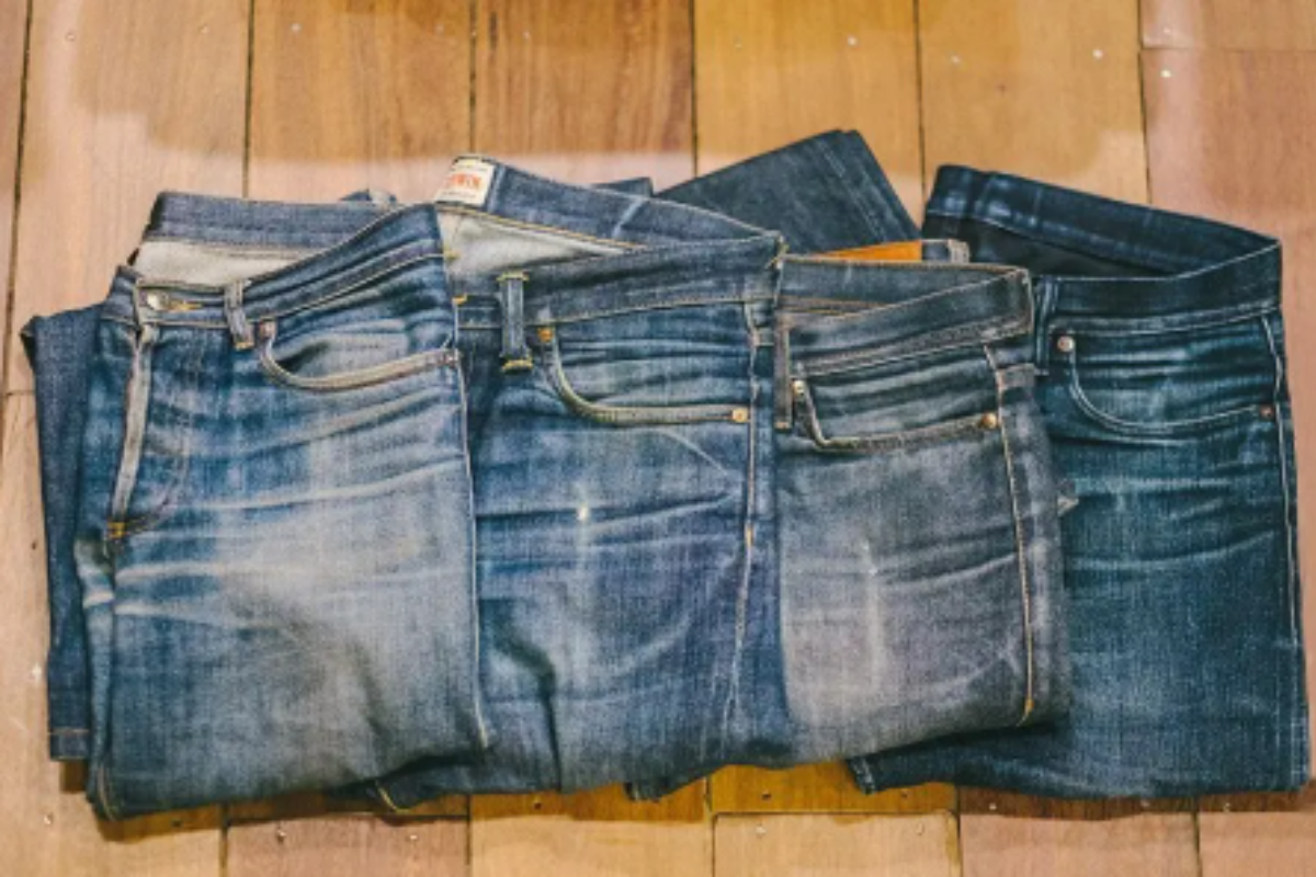 Jeans Lavados e Desgastados: O Charme das Calças Jeans dos Anos 70